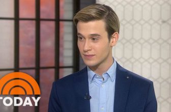 Tyler Henry psychic